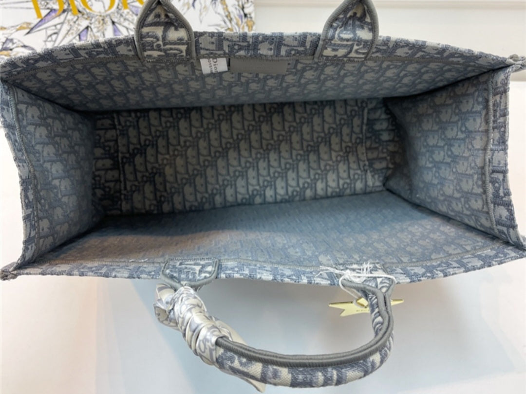 Dior book tote bag large
