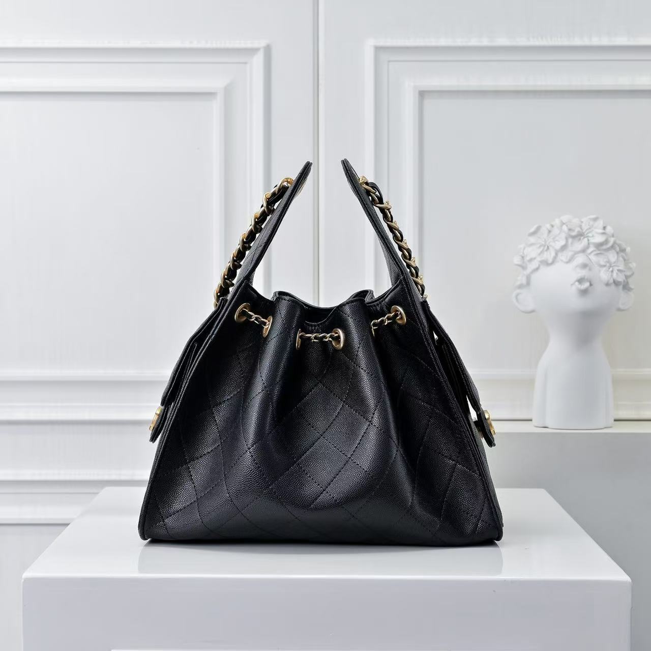 Chanel 25 small hobo bag