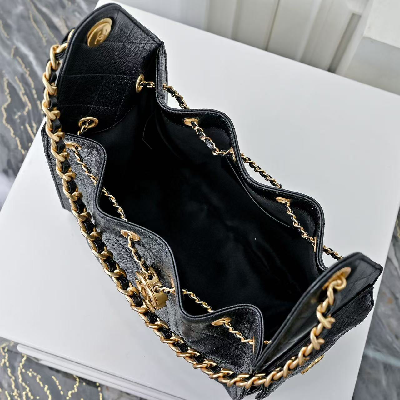 Chanel 25 small hobo bag