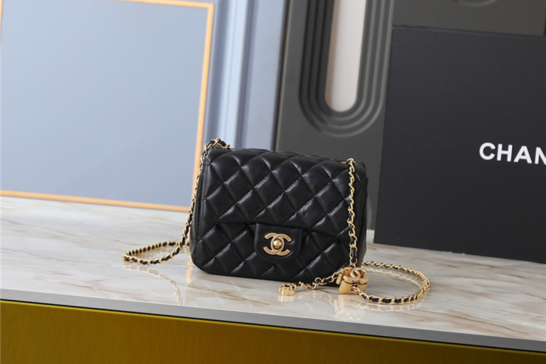 Chanel mini flap